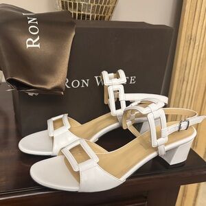 Ron White size 10 new with dust-bag and box